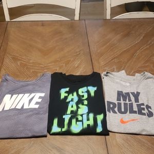Nike t shirts 3pc.
